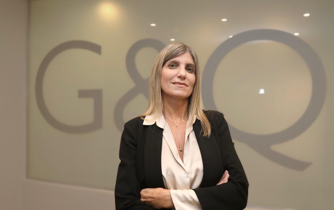 Dra. Romina Quadrini en su estudio legal